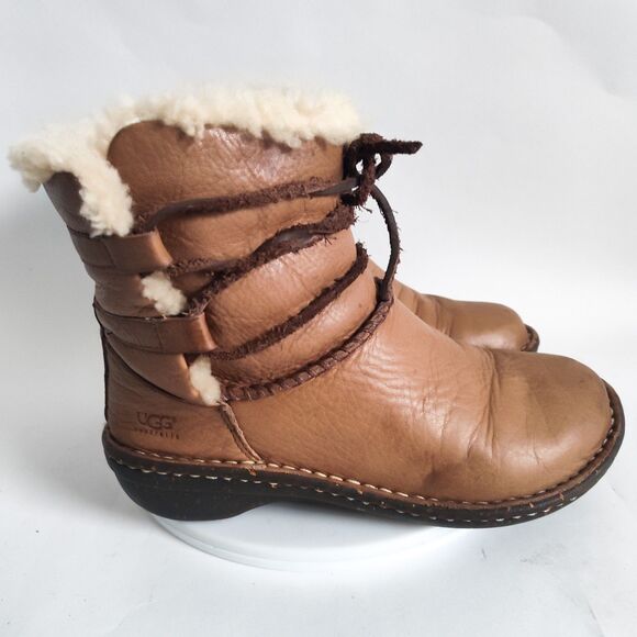 Ugg Boots Womens Size 6 Caspia 1932 Tan Leather Lace Up Ankle Sheepskin Warm - Picture 1 of 11